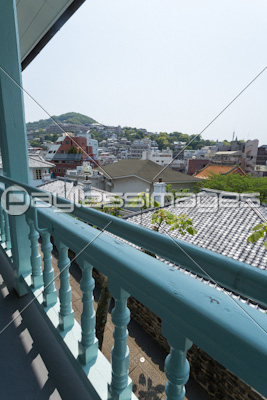 東山手の洋館のバルコニー 商用利用可能な写真素材 イラスト素材ならストックフォトの定額制ペイレスイメージズ