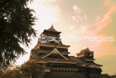 熊本城の天守閣の写真 イラスト素材 Gf ペイレスイメージズ