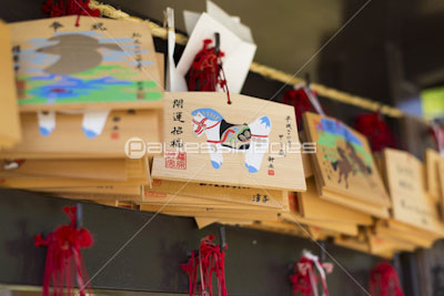 橿原神宮の絵馬 ストックフォトの定額制ペイレスイメージズ