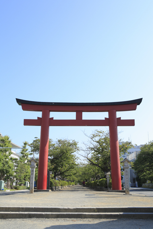 鶴岡八幡宮二の鳥居 商用利用可能な写真素材 イラスト素材ならストックフォトの定額制ペイレスイメージズ