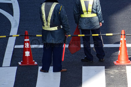 工事現場の警備員 ストックフォトの定額制ペイレスイメージズ