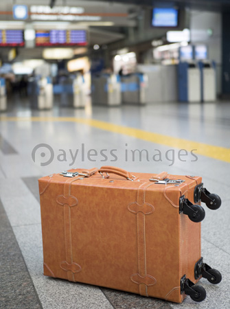 旅行イメージ 品川駅 ストックフォトの定額制ペイレスイメージズ