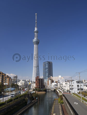 東京スカイツリー おしなり橋付近 商用利用可能な写真素材 イラスト素材ならストックフォトの定額制ペイレスイメージズ