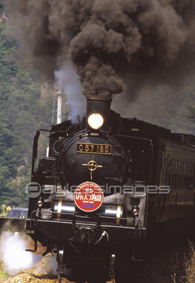蒸気機関車の写真 イラスト素材 写真素材 商用利用可能な写真素材 イラスト素材ならストックフォトの定額制ペイレスイメージズ