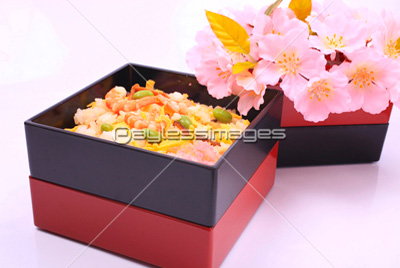 お重箱に入れたチラシ寿司の写真 イラスト素材 Gf0780341123