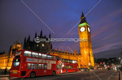 ビッグベンとロンドンバス夜景 - 商用利用可能な写真素材・イラスト