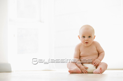 外国人の赤ちゃん 商用利用可能な写真素材 イラスト素材ならストックフォトの定額制ペイレスイメージズ