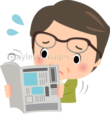 新聞を読む老眼の高齢男性 ストックフォトの定額制ペイレスイメージズ