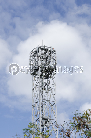 携帯電話基地局アンテナの写真 イラスト素材 写真素材 商用利用可能な写真素材 イラスト素材ならストックフォトの定額制ペイレスイメージズ