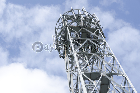 携帯電話基地局アンテナの写真 イラスト素材 写真素材 商用利用可能な写真素材 イラスト素材ならストックフォトの定額制ペイレスイメージズ