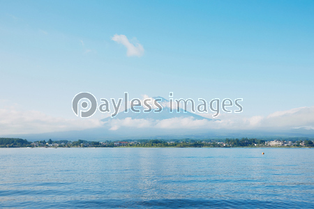 夏の富士山の写真 イラスト素材 Xf3135207776 ペイレスイメージズ