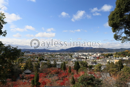京都市街 秋の写真 イラスト素材 Xf6025225064 ペイレスイメージズ
