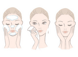 洗顔する女性 タオルで顔を拭く